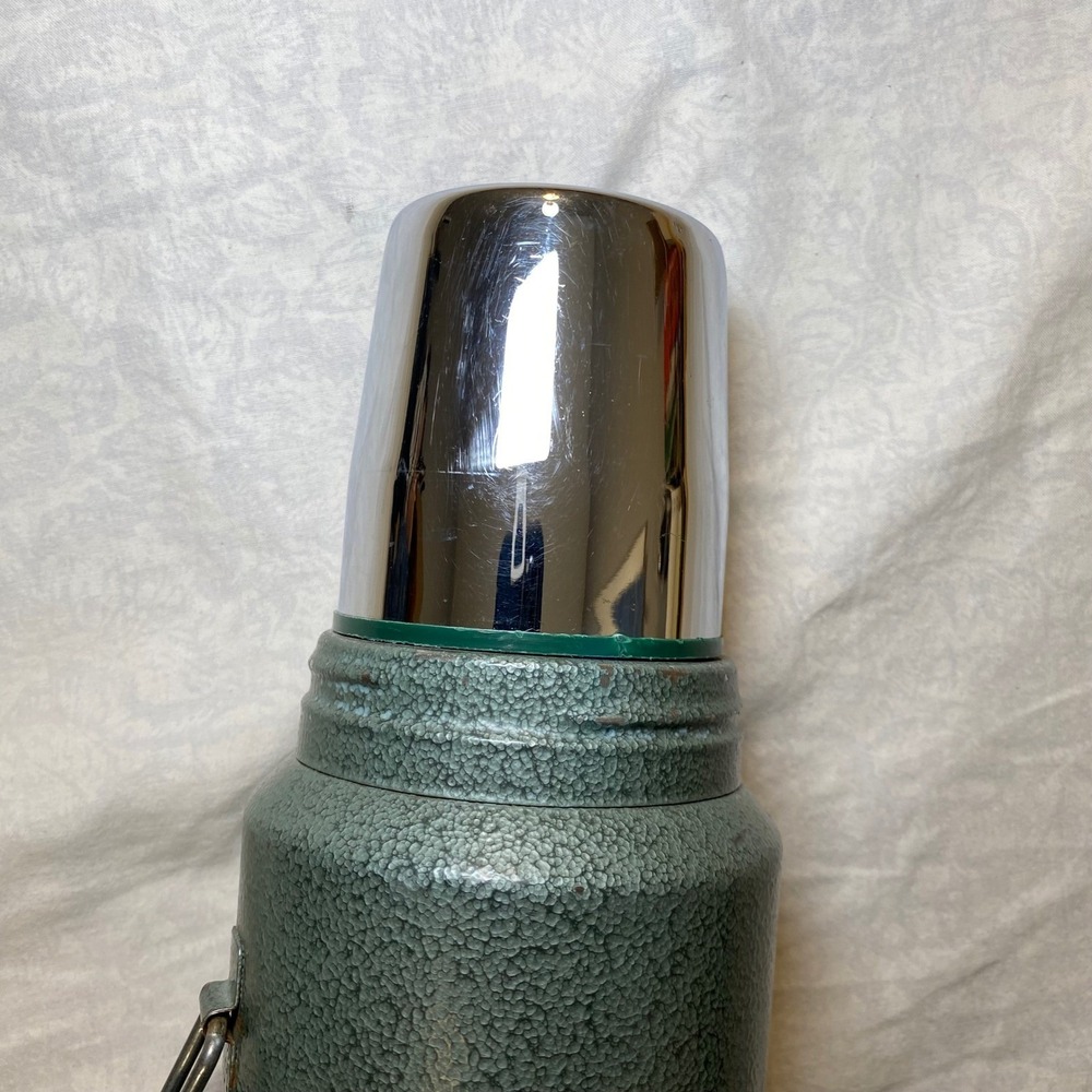 Vintage 1993 Aladdin Stanley A-944DH Quart Thermos Green Hammertone USA - Picture 3 of 14